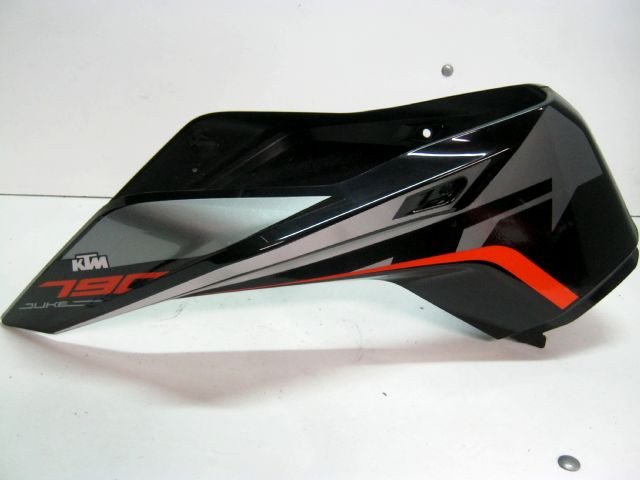 Coque carter réservoir essence KTM 790 DUKE réf 64108054000 