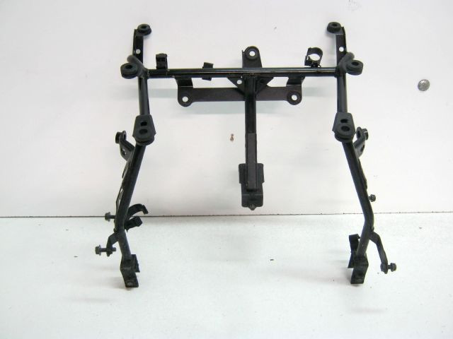 Araignée support de carénage YAMAHA 850 TDM an 1999 type 4TX réf 4TX-28356-40, 4TX2835640 