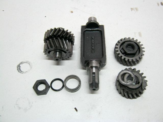 Arbre équilibrage CAGIVA 125 ROADSTER an 1999 type 1A  