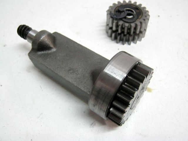 Arbre équilibrage KAWASAKI 125 KMX année 1999 type MX125B réf 131641001, 132161121 