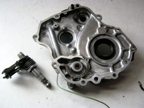 Carter,arbre de sélecteur KAWASAKI ZX7-R année:1997
