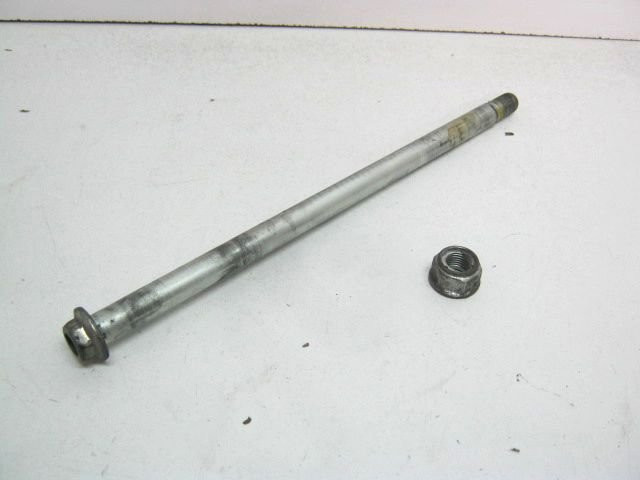 Axe de bras oscillant HONDA 600 HORNET an 2000 réf 52101-KEA-000, 52101KEA000  