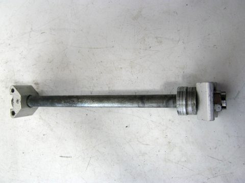 Axe de roue arrière YAMAHA 1000 FZR année:1990 type:3GM