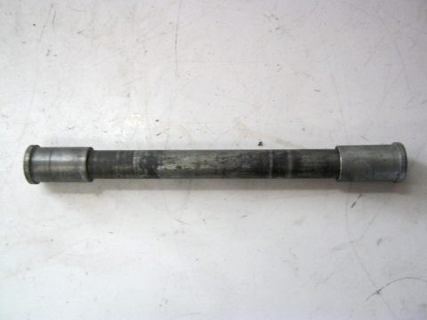Axe de roue avant KAWASAKI 1100 ZZR année:1994 type:ZXT10D