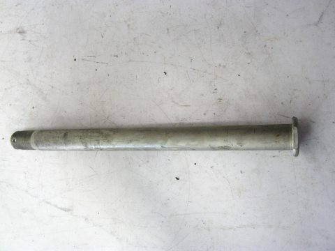 Axe de roue arrière moto