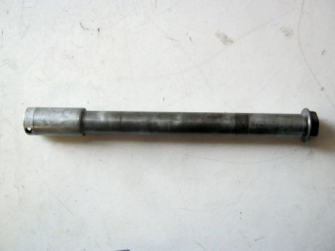 Axe de roue avant HONDA 1000 CBR année:1990 type:SC25 