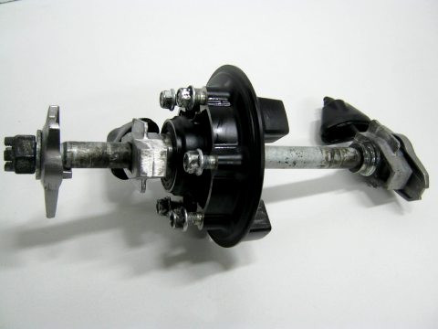 Axe,tendeur de roue arrière,support de frette KAWASAKI ER6-N an:2011 type:ER650SSAA1