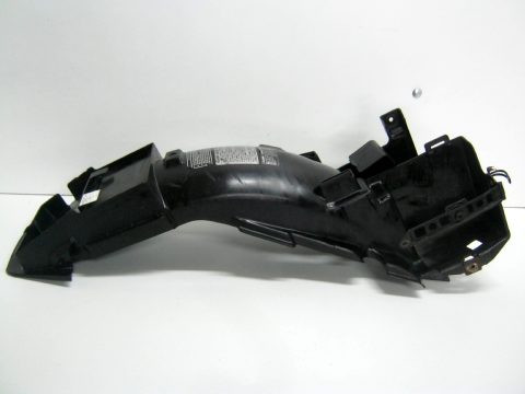 Bavette , garde boue arrière HONDA 750 VFR type RC24 année 1988