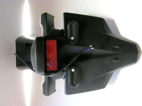 Bavette,support de plaque arriére YAMAHA  1000 FZ1,FZ8 année:2010 type:2D1-21629