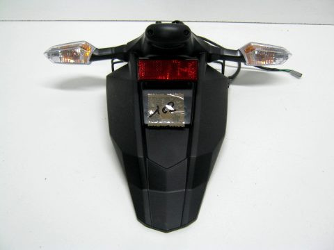 Bavette support de plaque , clignotant arrière KAWASAKI Z 800 , Z 800 E an 2015 réf 35019-0556 , 35034-0580  