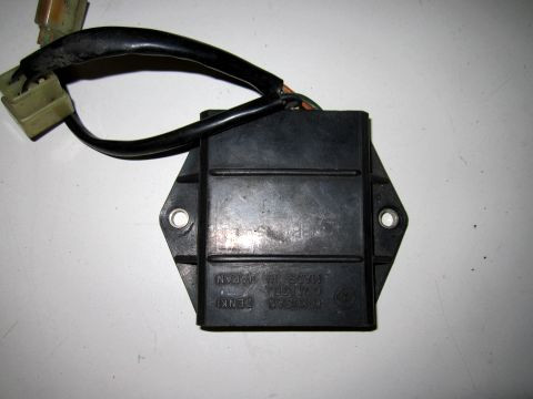 Boitier électronique bloc CDI SUZUKI GS 500 E type:GM51A année:1992