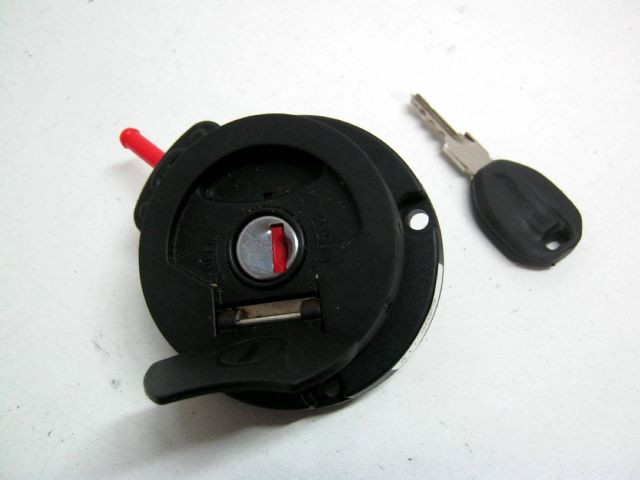 Bouchon réservoir essence FANTIC MOTOR 50 XE XM an 2023 réf 07657005