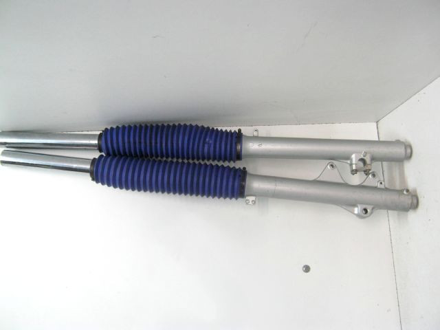 Fourreau , tube , ressort brase de fourche droit et gauche KAWASAKI 125 KDX an 1995 mod K328