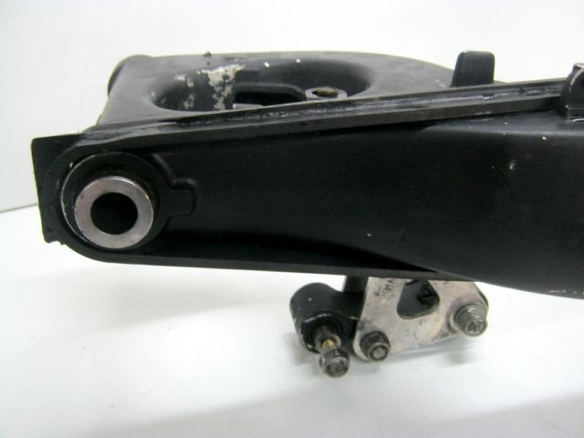Bras oscillant, mono bras, moyeu de roue HONDA 750 VFR an 1995 type RC36 réf 52200-MZ7-305, 42500-MN8-000, 42630-MT4-000