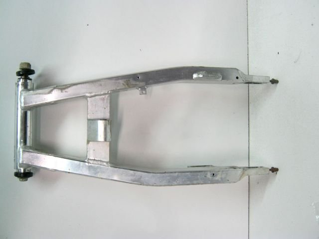 Bras oscillant HONDA 125 CRM an 1995 réf 52100-KAK-700ZB, 52100KAK700ZB 