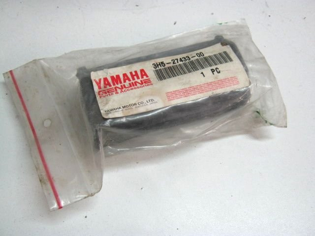 Caoutchouc revêtement garniture repose pied YAMAHA réf 3H5-27433-00 