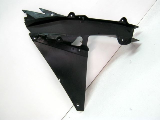 Carénage, capot intérieur gauche KAWASAKI Z1000 SX an 2020 réf 55028-0613 