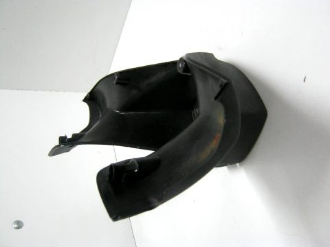 Carénage de guidon inférieur PEUGEOT 50 ELYSTAR an 2008 réf 1174623600 (2)