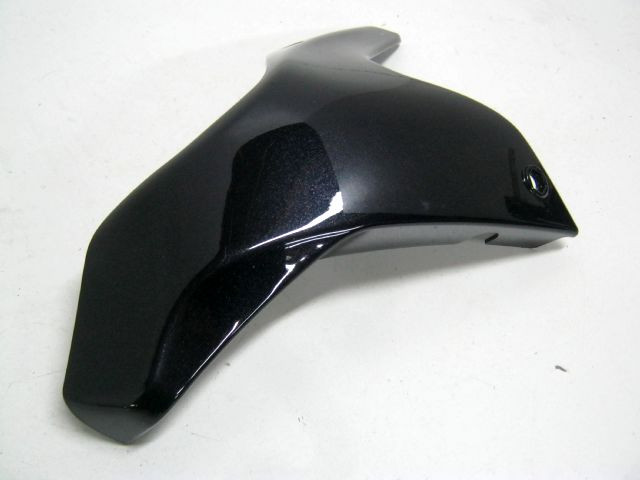 Carénage latéral droit APRILIA 650 PEGASO an 2007 à 2009 rèf AP8184820 