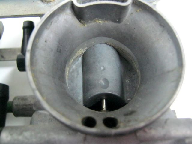 Carburateur KAWASAKI 500 GPZ an 1995 EX500D ref 15001-1335  
