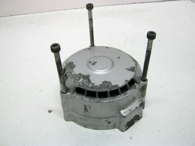 Carter alternateur HONDA 750 CB SEVEN FIFTY an 1992 type RC42 réf 31130-MW3-600 