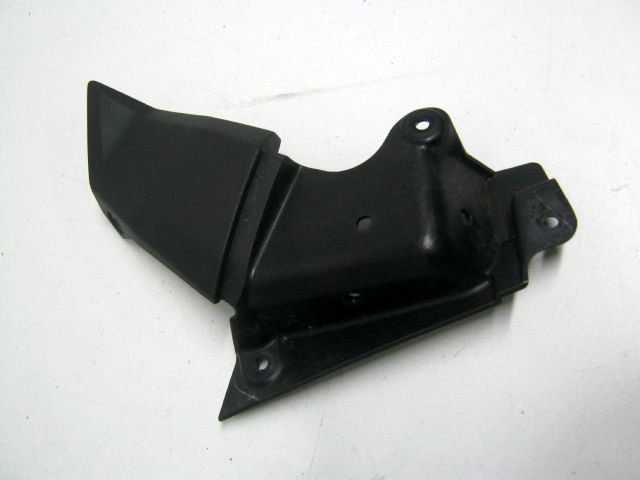 Carter , couvre radiateur droit  KAWASAKI Z 800 an 2015 réf 14092-0966