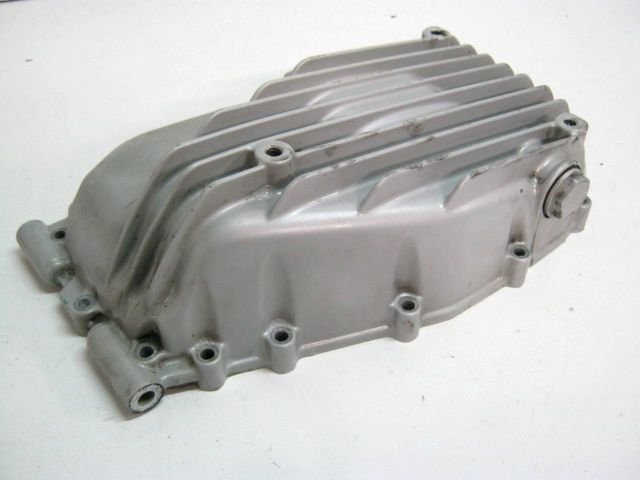 Carter d'huile BMW F 800 ST, F800ST an 2007 réf 6611020, 11137702423