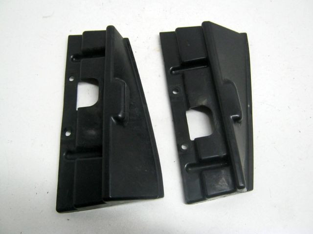 Carter de ventilation , ouie radiateur KAWASAKI 500 KLE type LE500A an 1994