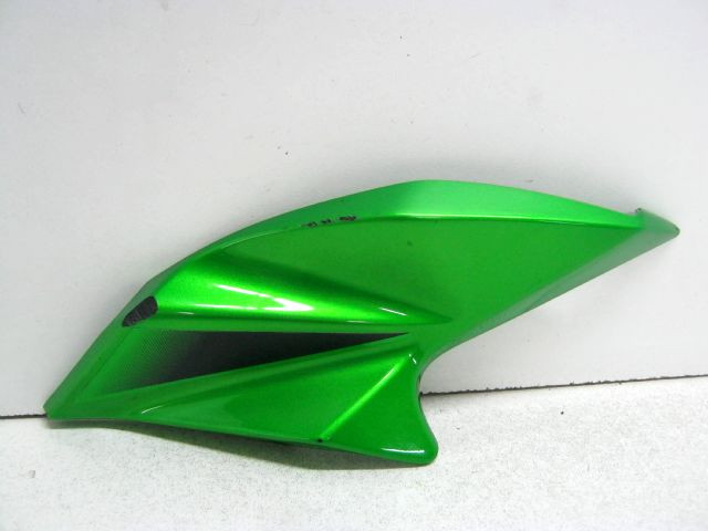 Carter latéral gauche KAWASAKI Z125 an 2020 réf 55028-0498 