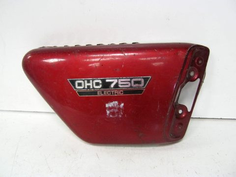 Carter latéral,flan de selle droit YAMAHA 750 DOHC