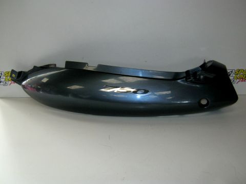Carter latéral gauche SUZUKI 750 GSXF année:2002 type:JS1AK111200