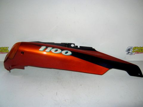 Carter latéral,flan de selle droit KAWASAKI 1100 ZZR année:1996 type:ZXT10D réf:36001-1502