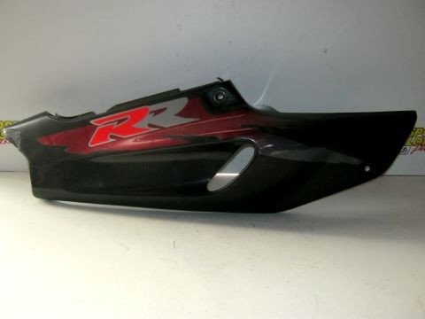 Carte latéral,flan de selle droit HONDA 900 CBR année:1996 type:SC35A ref:83610-MW0B-0000