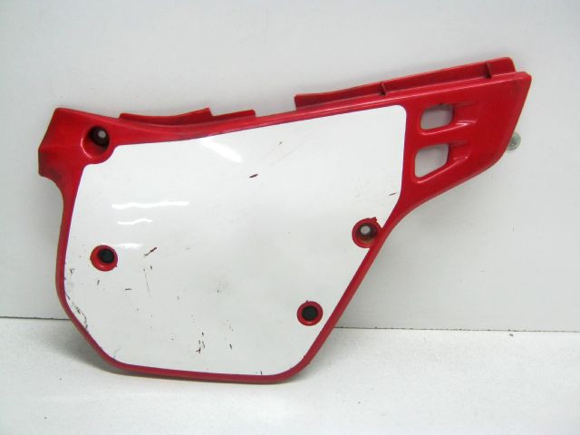 Carter latéral droit , flan de selle KAWASAKI 125 KDX an 1999 mod KDX125-B6 ref 36001-1434