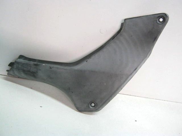 Carter latéral droit  HONDA 600 HORNET an 2000 réf 83600-KEA-000, 83600KEA000 