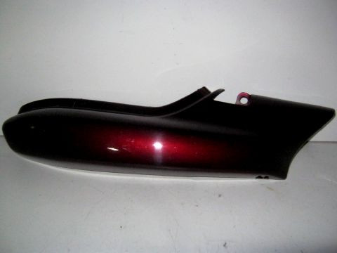 Demi coque arriére gauche HONDA 750 SEVEN FIFTY année:1995