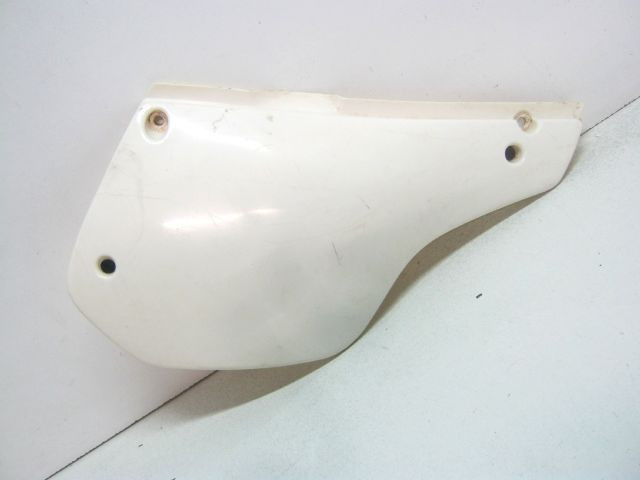Carter latéral droit  KAWASAKI 125 KMX année 1998 type MX125B réf 35001-1337-6F , 3600113376F1 