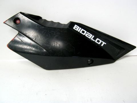 Carter latéral,flan de selle droit ROXON 50 SM année:2008 type:LXB11C100026 