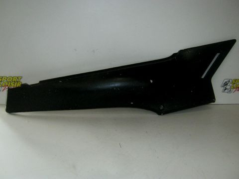 Carter latéral,flan de selle droit YAMAHA 125 TZR type:2RH