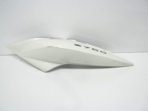 Carter latéral,flan de selle gauche KAWASAKI Z 750 an:2011 type:ZR750LL1A réf36040-0071