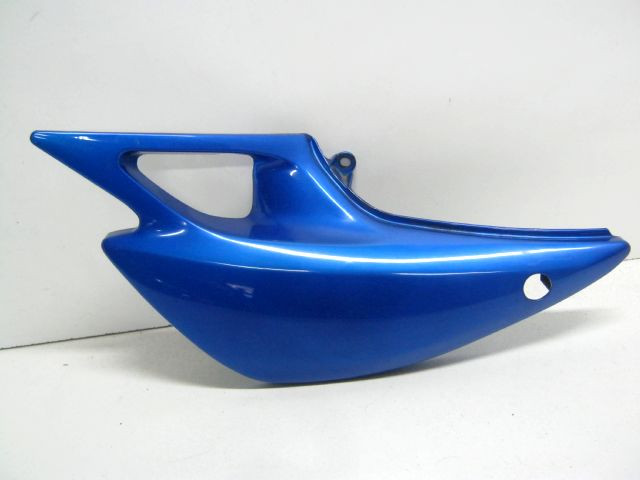 Carter latéral gauche , flan de selle  KAWASAKI ER5 an 2001 type ER500AC ref 36001-1578 