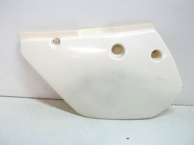 Carter latéral gauche KAWASAKI 125 KMX année 1998 type MX125B réf 36001-1336-6F