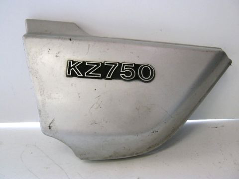 Carter latéral,flan de selle gauche KAWASAKI KZ750 année:1982