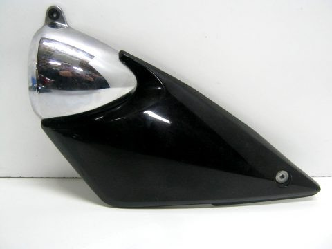 Carter latéral gauche SUZUKI 600 , 1200 BANDIT année : 2004