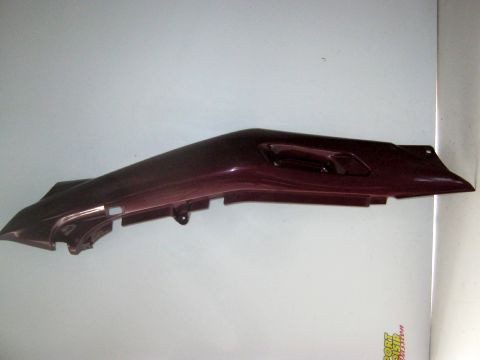 Carter latéral,flan de selle YAMAHA 900 XJ DIVERSION année:1995 type:4KM-21711-00
