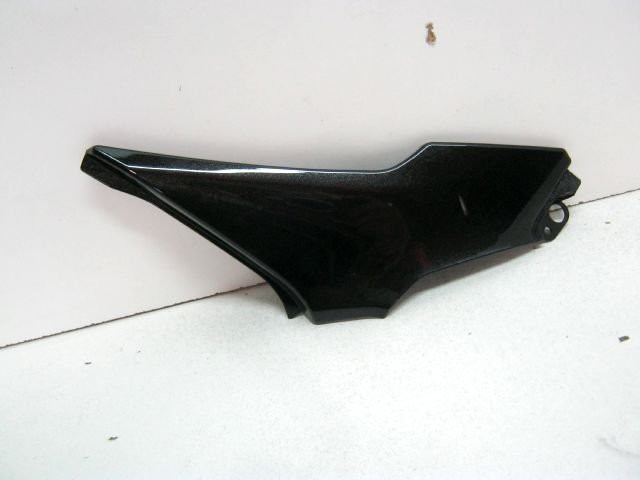 Carter latéral  KAWASAKI Z 900 an 2019 2023 réf 36001-0685 