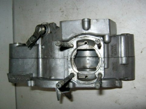 Carter moteur YAMAHA 80 DTLC année:1980