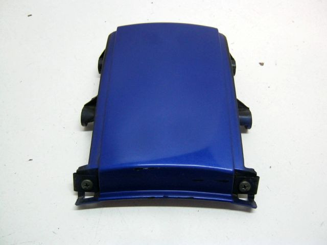 Carter panneau central arrière YAMAHA 850 TDM an 1999 type 4TX réf 4TX-21651-00-P4 