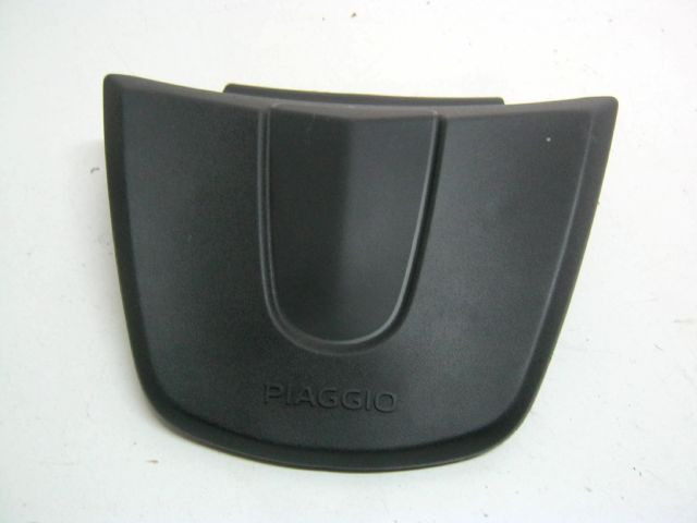 Carter porte bagage PIAGGIO MP3 réf 1B005255 