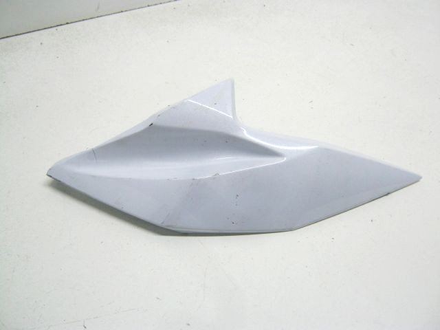 Carter réservoir droit KAWASAKI Z 800 an 2015 réf 55028-0432